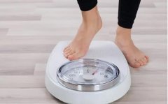 脂肪肚、啤酒肚形成后，肚子大如何减肥？锻炼加什么才能保证减肥后没有皱皮？