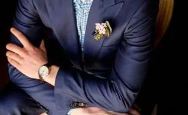 夏天结婚新郎穿什么