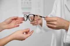 矫正近视需要多少钱？近视矫正收费情况一览，有意向的小伙伴快戳进来！