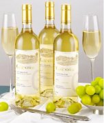 干白葡萄酒的功效有哪些呢？这份完整版介绍让你一清二楚！