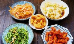 晚饭不吃能减肥吗？节食减肥是好是坏？