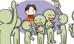 社交恐惧症的表现是哪些？三个治疗方法，告别社恐！