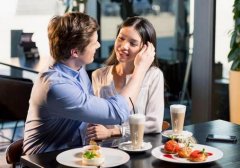 怎样谈恋爱才能长久？4个爱情长久小秘诀！让爱情长长久久！