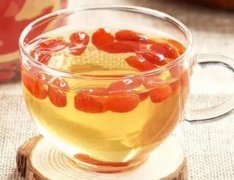 枸杞泡茶的功效有什么？枸杞泡茶可以泡几遍？