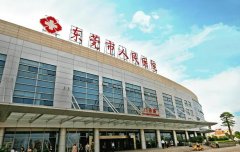 东莞人民医院缩毛孔多少钱？实力医生团队信息这里来了解！