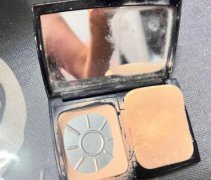 迪奥粉饼怎么样？香气和口碑一直是它的优势！