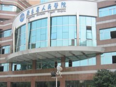 广州隆鼻哪家医院好？