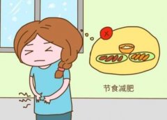 不吃主食一个月能瘦多少斤？