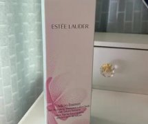 雅诗兰黛樱花水适合什么肤质？